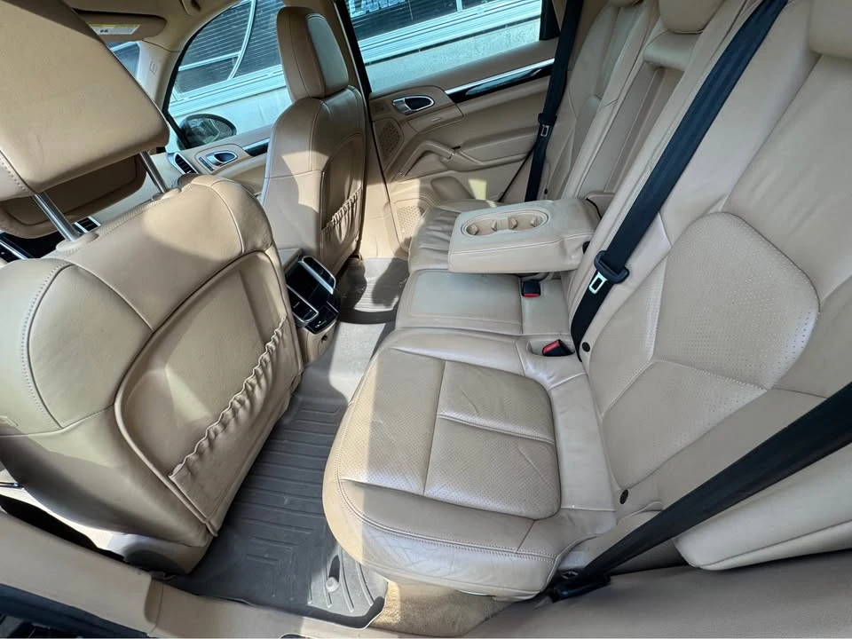 2011 Porsche 958 Cayenne S - Image 5 of 19