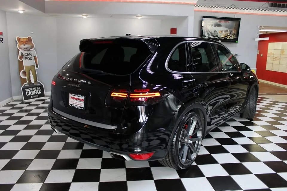 2011 Porsche 958 Cayenne S - Image 4 of 20