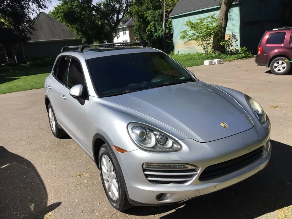 2011 Porsche 958 Cayenne S - Image 4 of 11