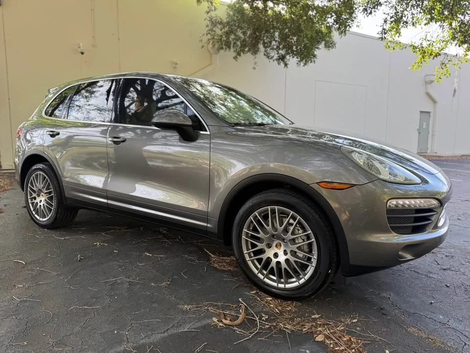 2011 Porsche 958 Cayenne S - Image 5 of 20
