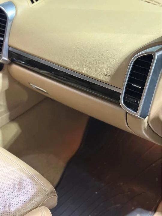 2011 Porsche 958 Cayenne S - Image 5 of 8