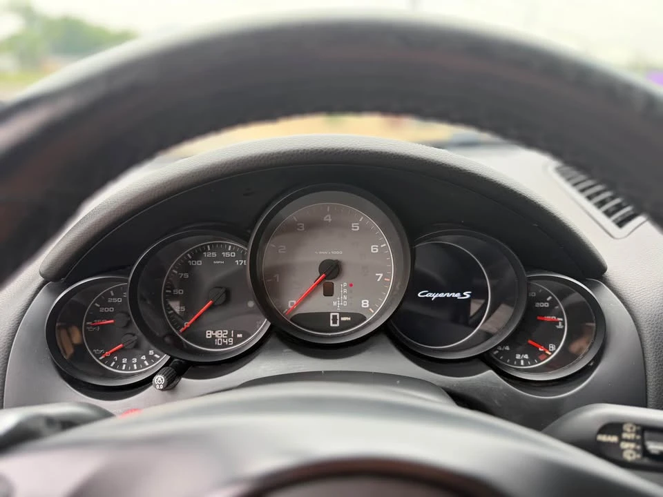 2011 Porsche 958 Cayenne S - Image 11 of 15