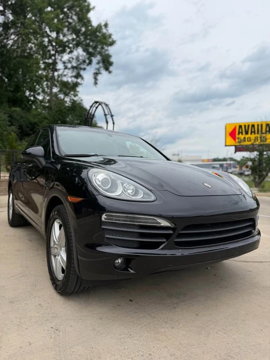 2011 Porsche 958 Cayenne S - Image 2 of 15