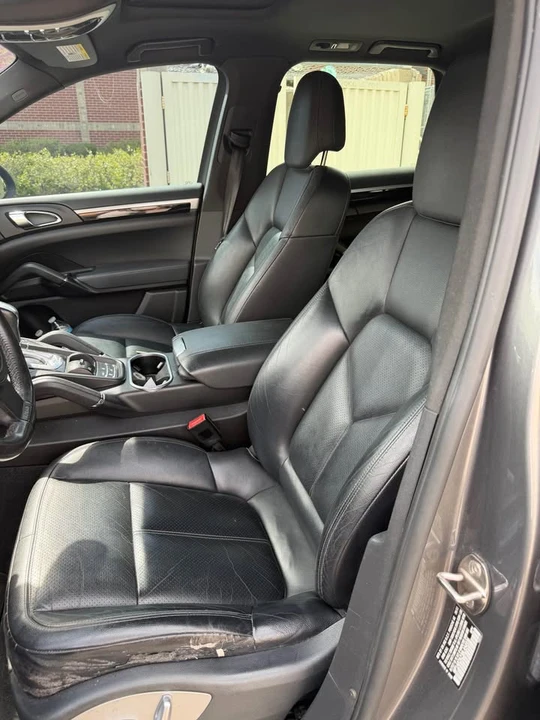 2011 Porsche 958 Cayenne S - Image 6 of 9