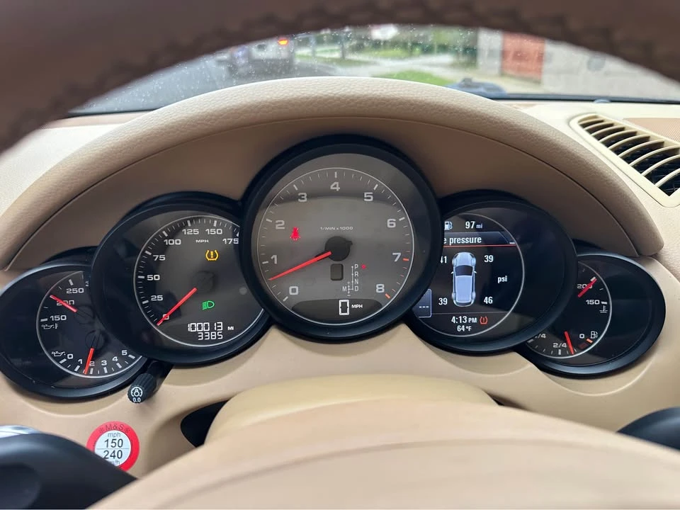 2011 Porsche 958 Cayenne S - Image 16 of 20