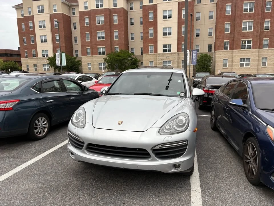 2011 Porsche 958 Cayenne S - Image 3 of 10