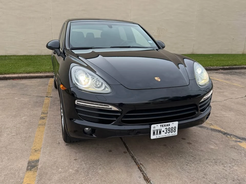 2011 Porsche 958 Cayenne S - Image 3 of 17
