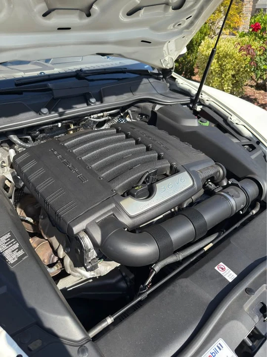 2011 Porsche 958 Cayenne - Image 9 of 15