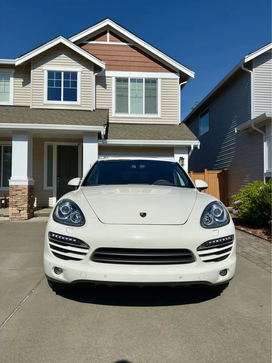 2011 Porsche 958 Cayenne - Image 2 of 15