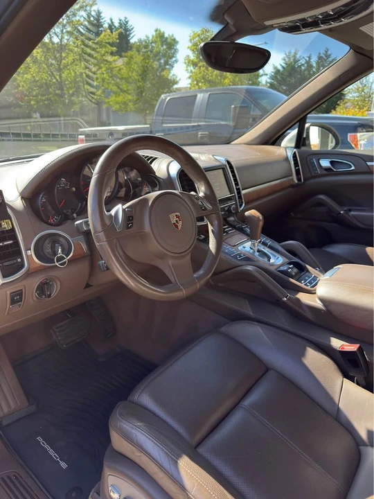 2011 Porsche 958 Cayenne - Image 10 of 15
