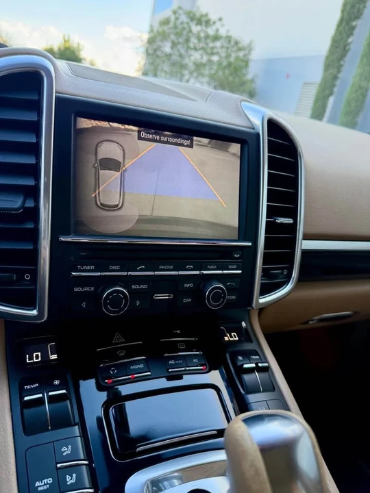 2011 Porsche 958 Cayenne - Image 15 of 17