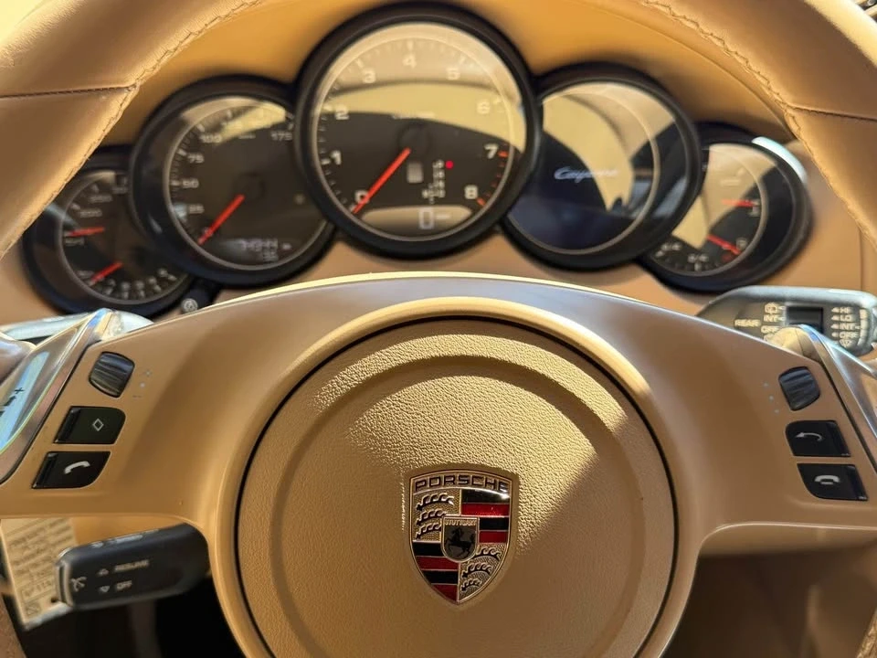 2011 Porsche 958 Cayenne - Image 8 of 16