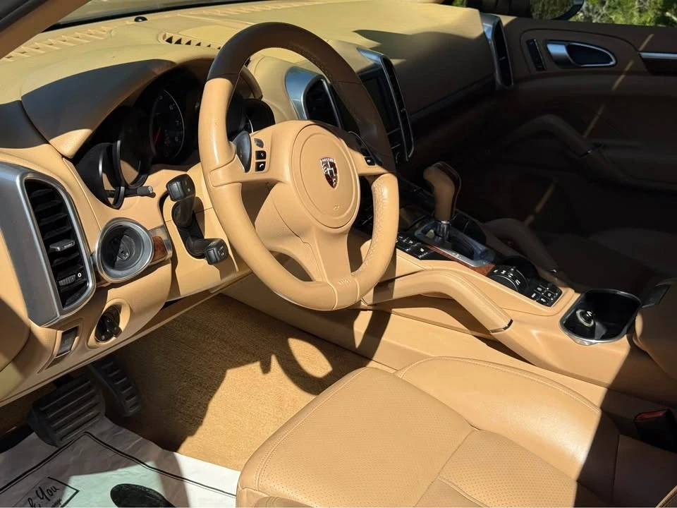 2011 Porsche 958 Cayenne - Image 7 of 16