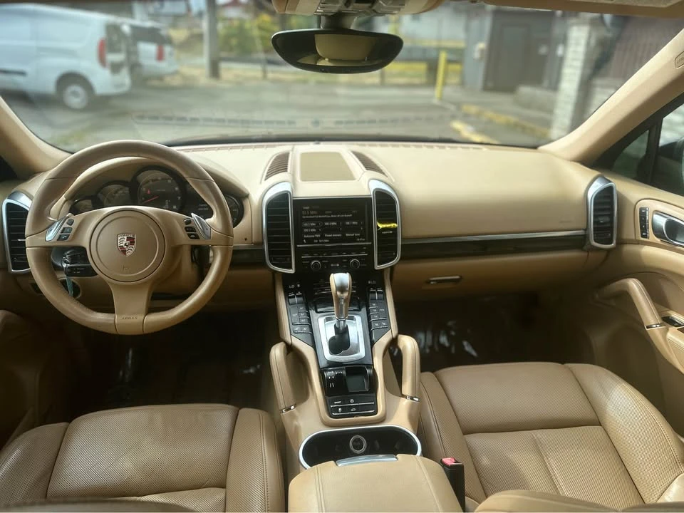 2011 Porsche 958 Cayenne - Image 11 of 15