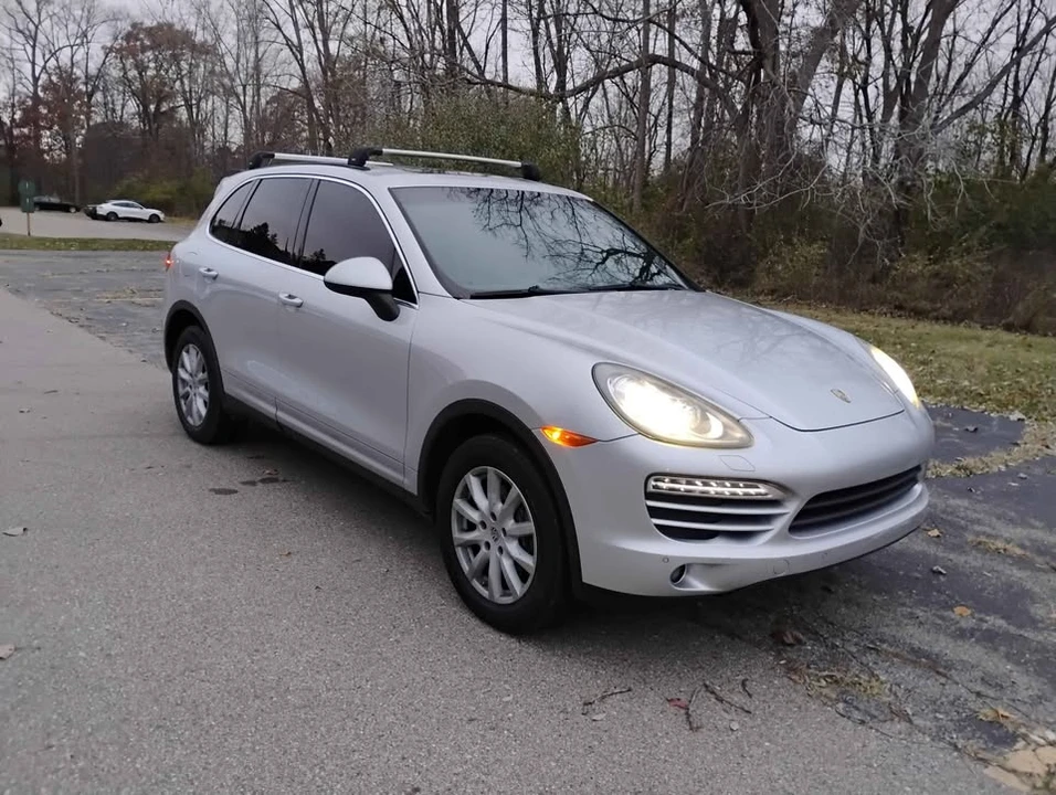 2011 Porsche 958 Cayenne - Image 8 of 15