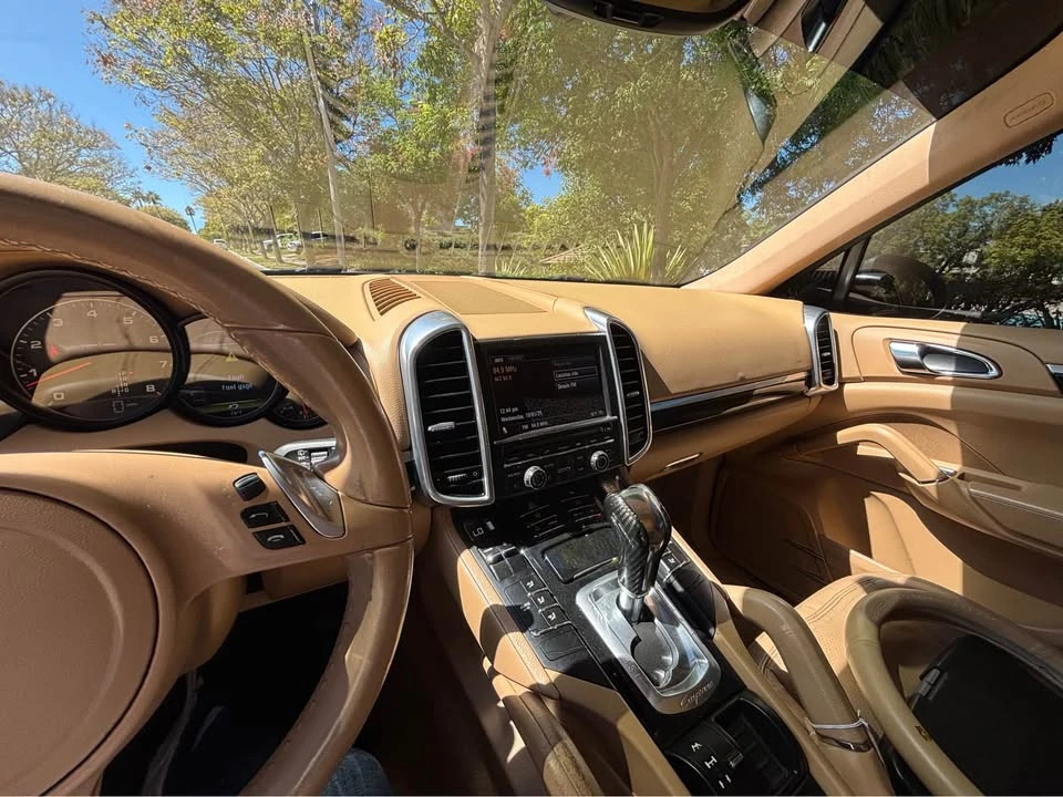 2011 Porsche 958 Cayenne - Image 8 of 13