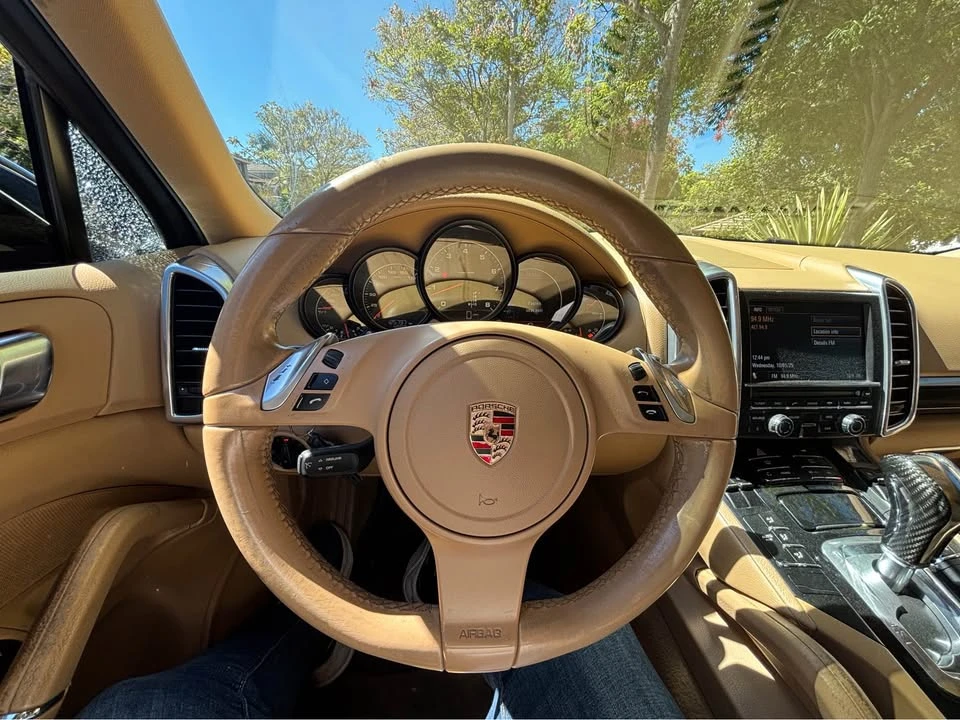 2011 Porsche 958 Cayenne - Image 9 of 13