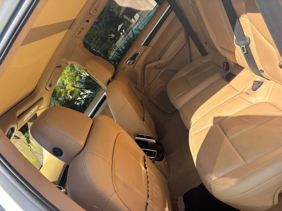2011 Porsche 958 Cayenne - Image 10 of 13