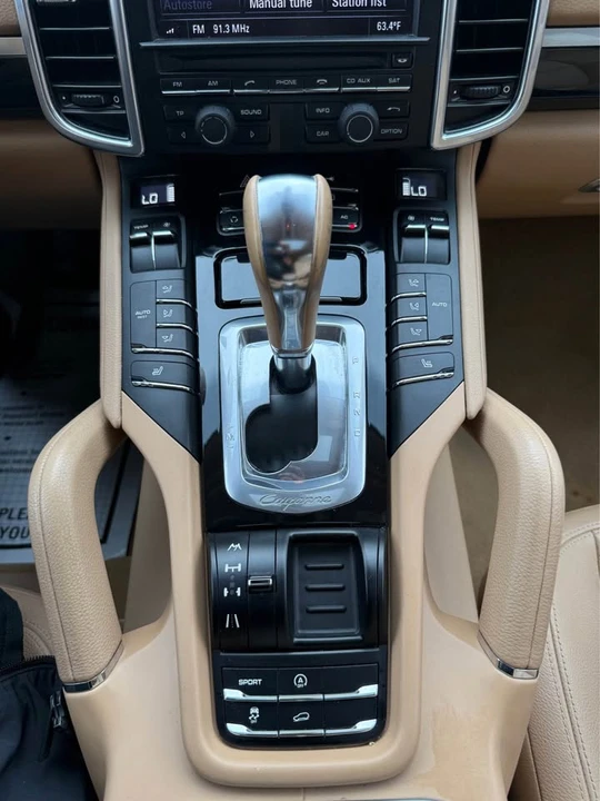 2011 Porsche 958 Cayenne - Image 15 of 19