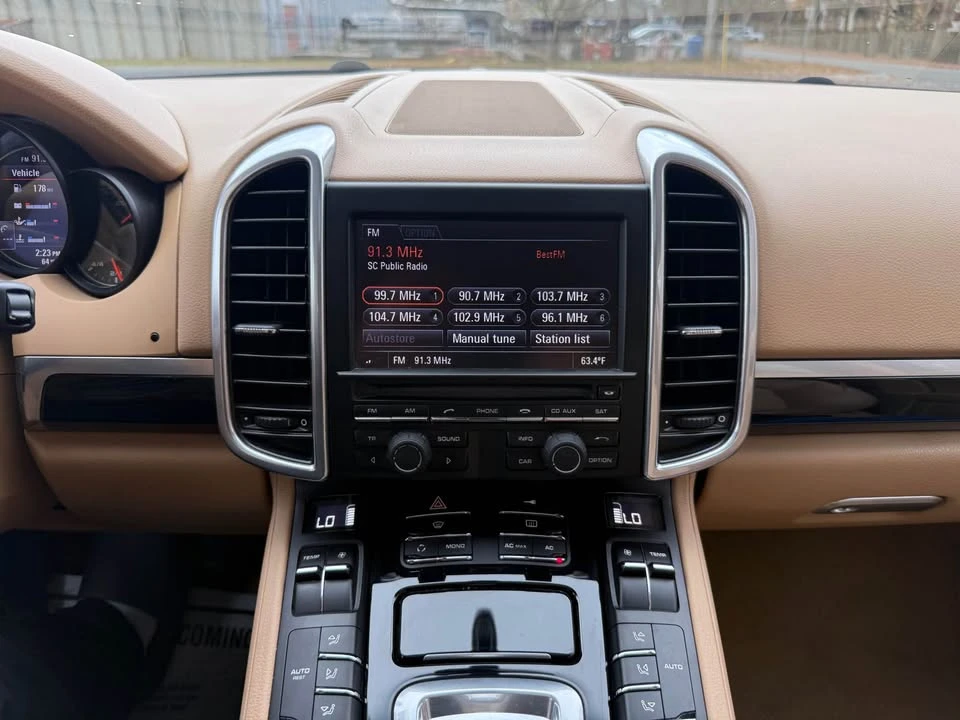 2011 Porsche 958 Cayenne - Image 14 of 19