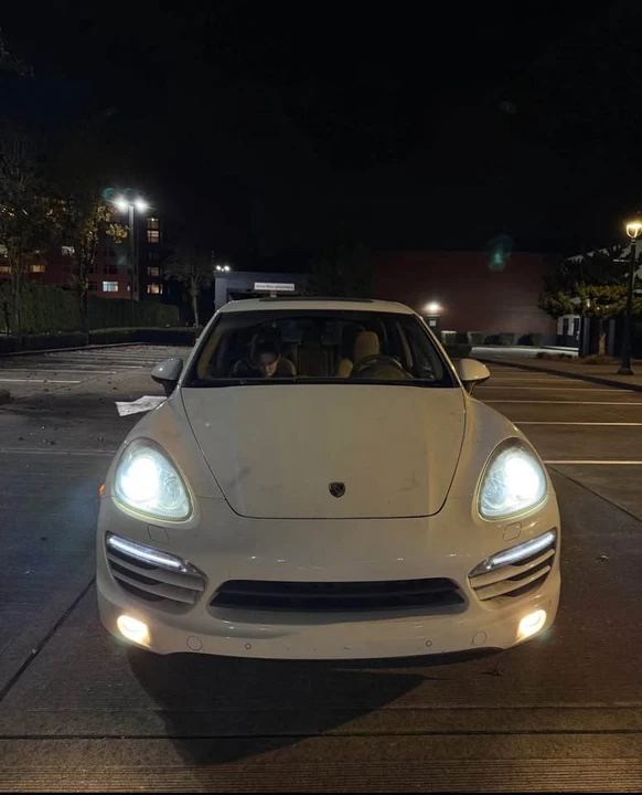 2011 Porsche 958 Cayenne - Image 3 of 12