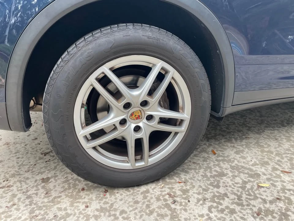2011 Porsche 958 Cayenne - Image 6 of 17