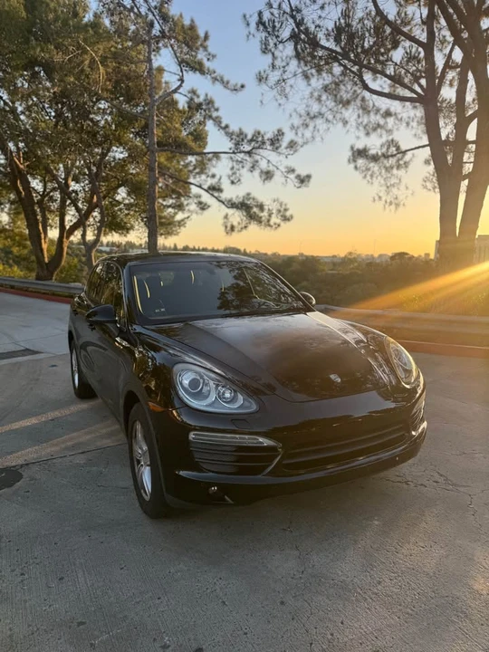 2011 Porsche 958 Cayenne - Image 3 of 13