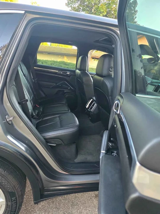 2011 Porsche 958 Cayenne - Image 18 of 19