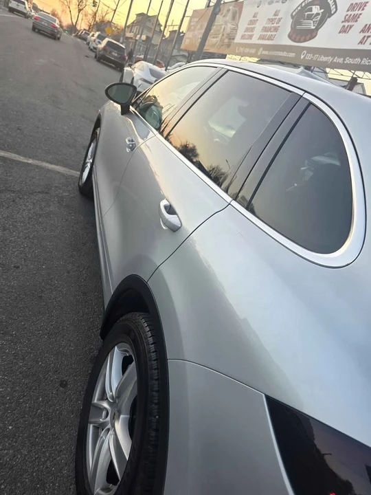 2011 Porsche 958 Cayenne S - Image 10 of 20
