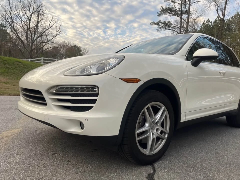 2011 Porsche 958 Cayenne - Image 2 of 15
