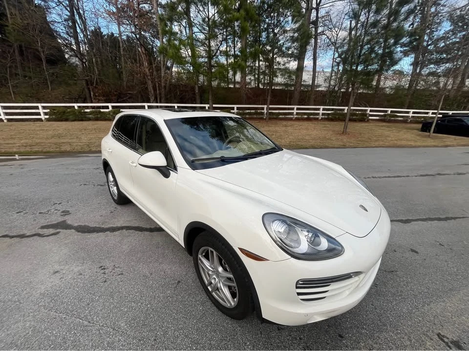 2011 Porsche 958 Cayenne - Image 13 of 15