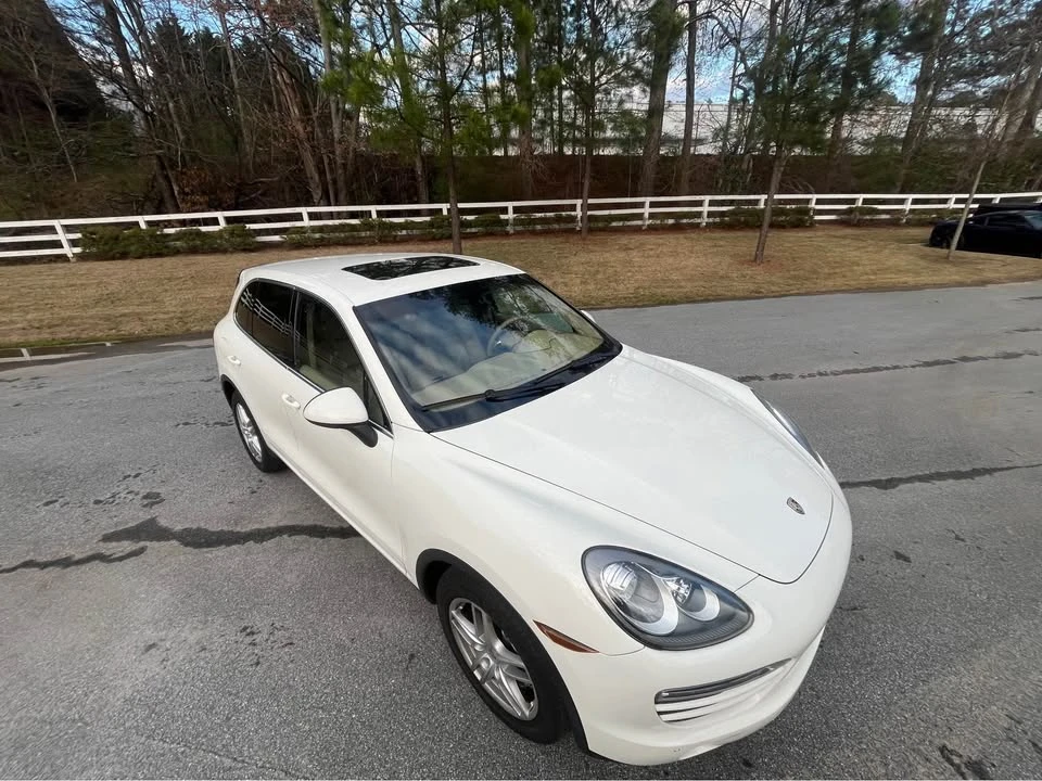 2011 Porsche 958 Cayenne - Image 14 of 15