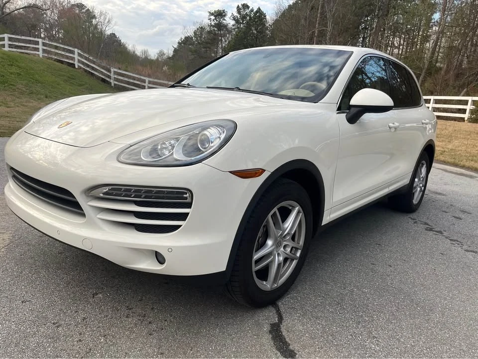 2011 Porsche 958 Cayenne - Image 3 of 15