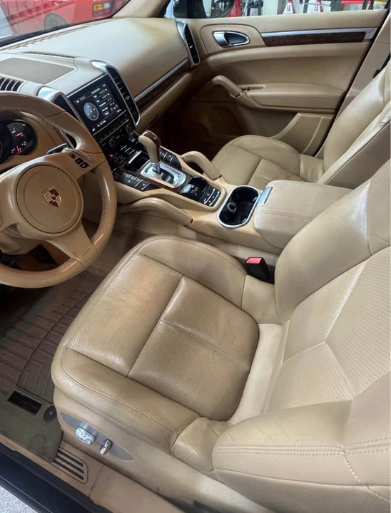 2011 Porsche 958 Cayenne - Image 7 of 9