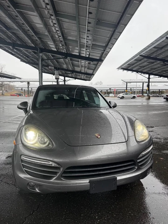 2011 Porsche 958 Cayenne - Image 3 of 16