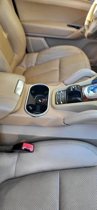 2011 Porsche 958 Cayenne - Image 2 of 6