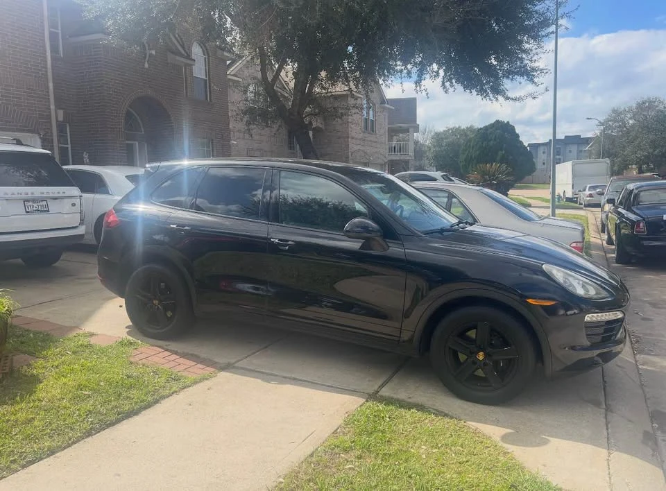 2011 Porsche 958 Cayenne - Image 3 of 14