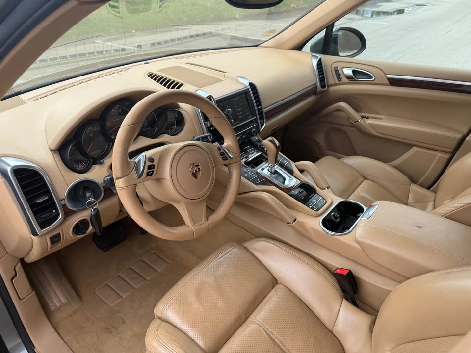 2011 Porsche 958 Cayenne - Image 7 of 13