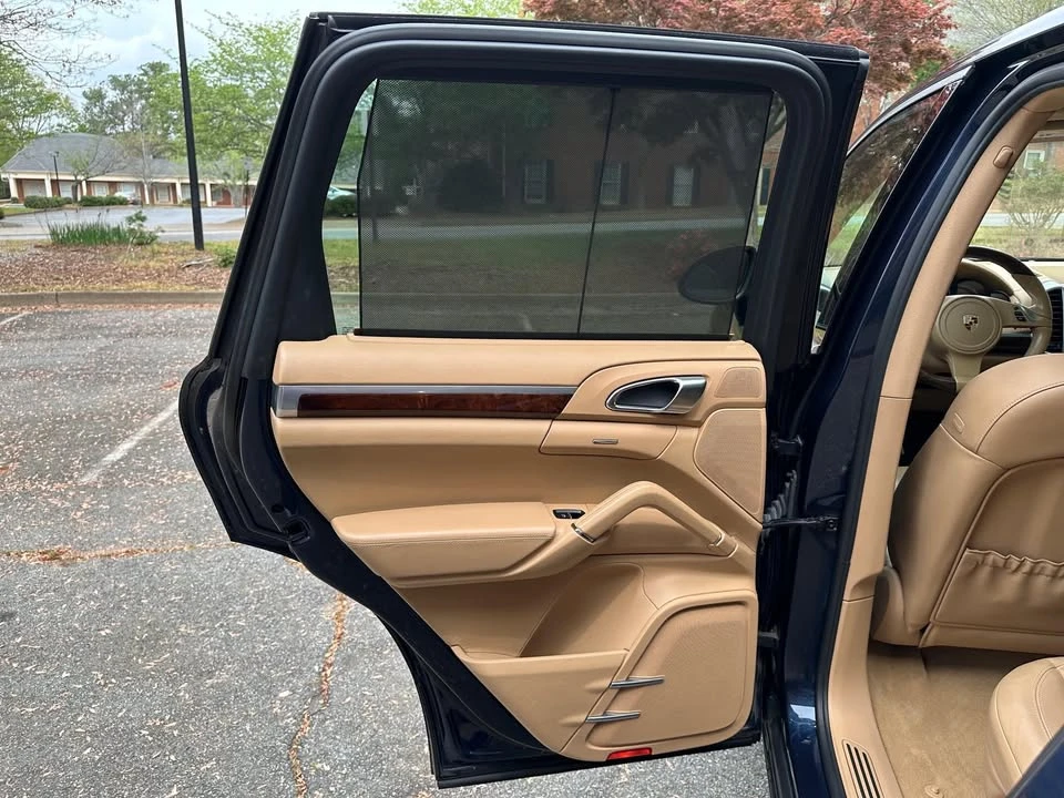 2011 Porsche 958 Cayenne - Image 14 of 20