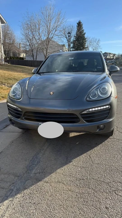 2011 Porsche 958 Cayenne - Image 2 of 10