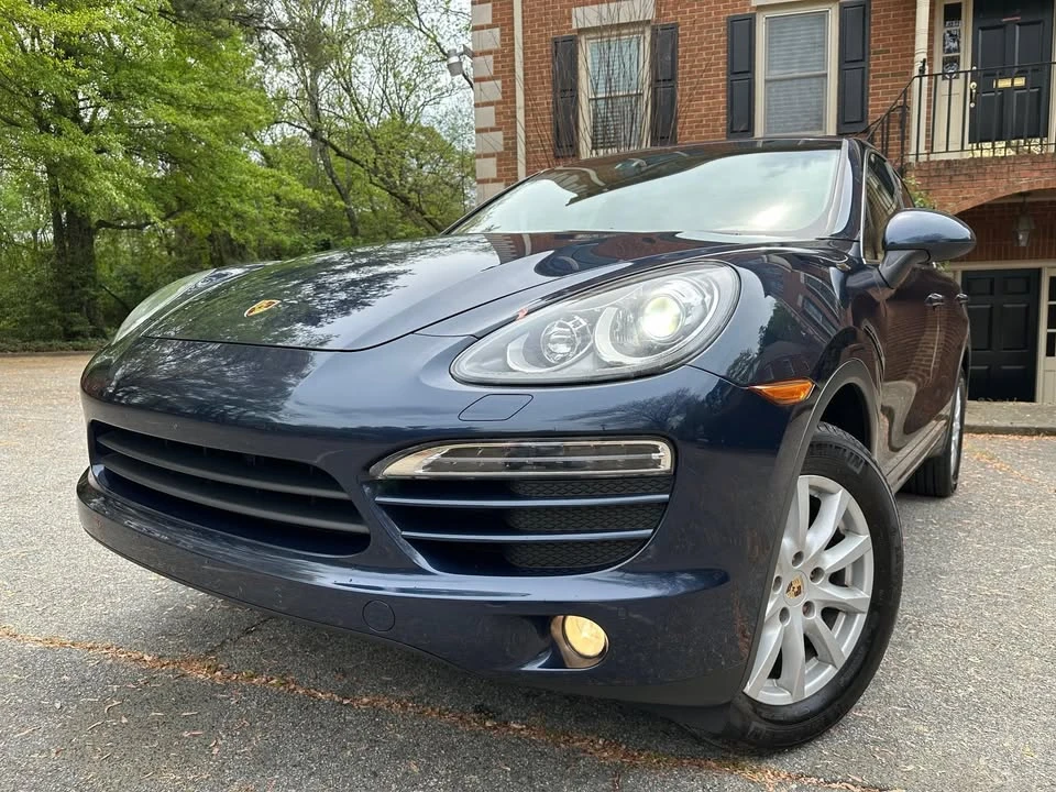 2011 Porsche 958 Cayenne - Image 2 of 20