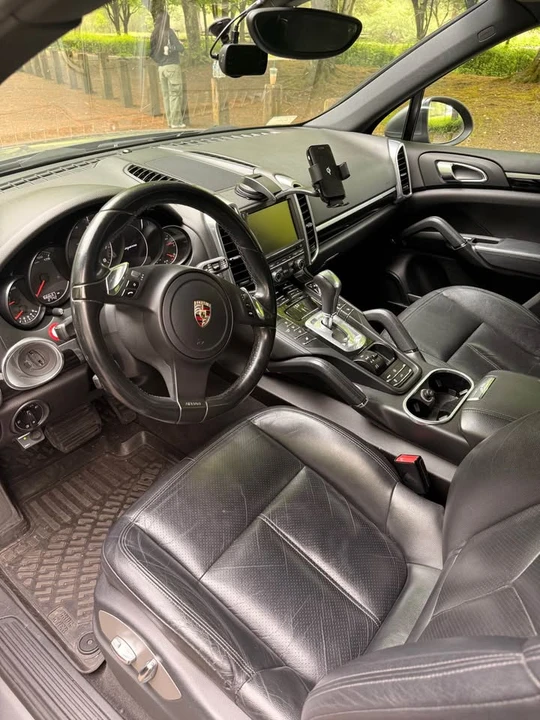 2011 Porsche 958 Cayenne - Image 9 of 15