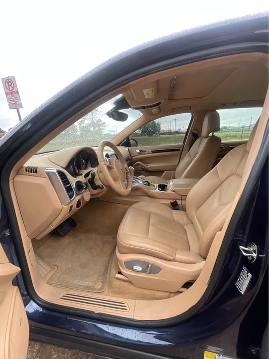 2011 Porsche 958 Cayenne - Image 11 of 18
