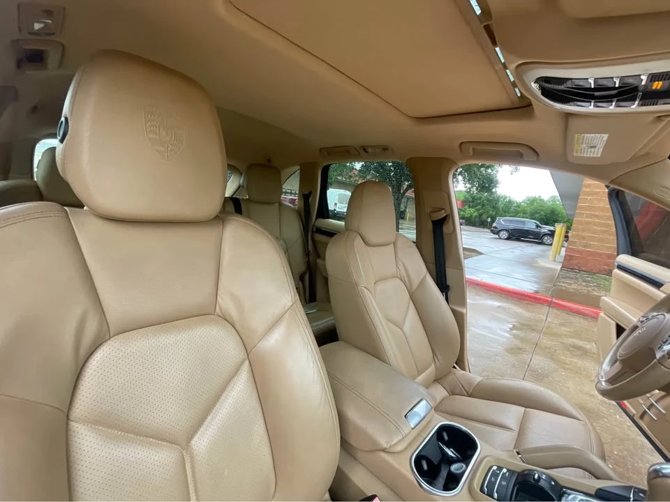 2011 Porsche 958 Cayenne - Image 13 of 18