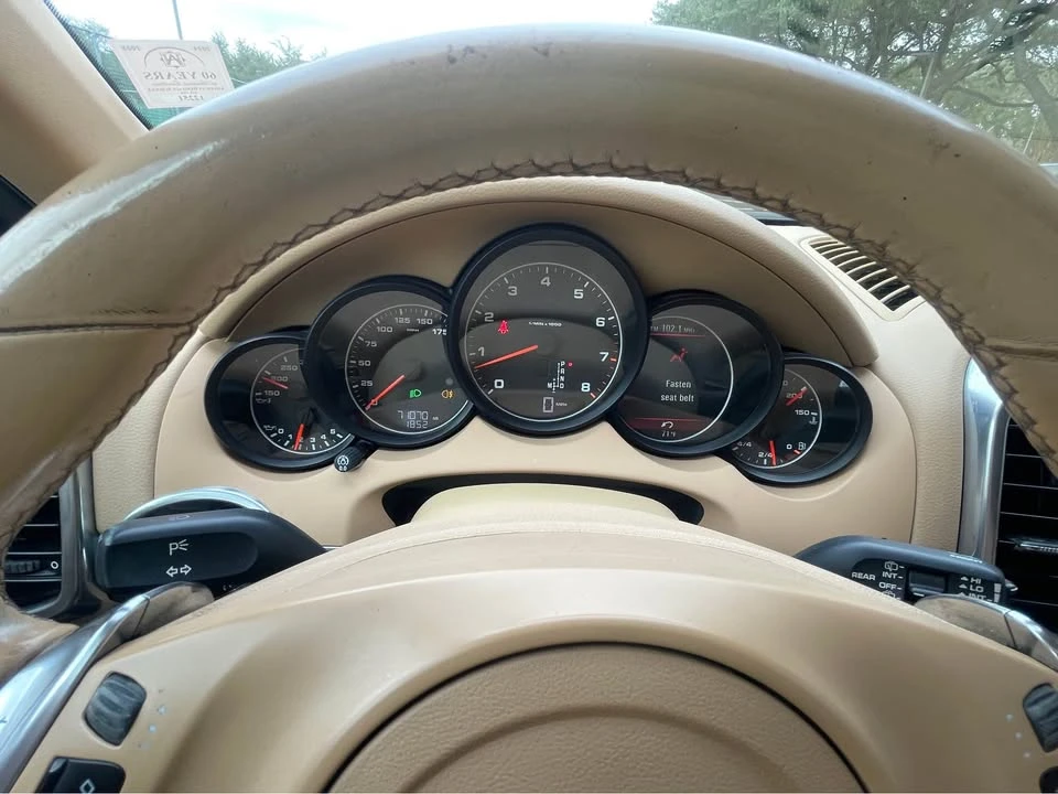 2011 Porsche 958 Cayenne - Image 17 of 18