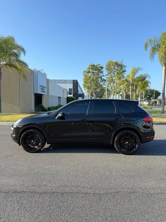 2011 Porsche 958 Cayenne - Image 4 of 18