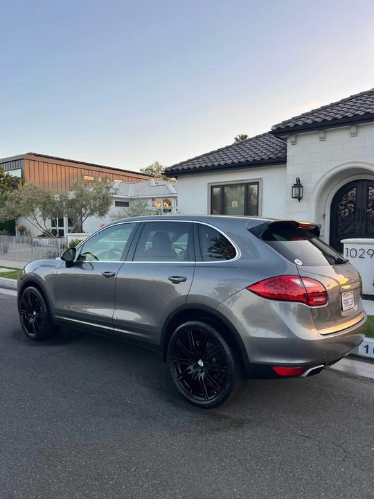 2011 Porsche 958 Cayenne - Image 10 of 10