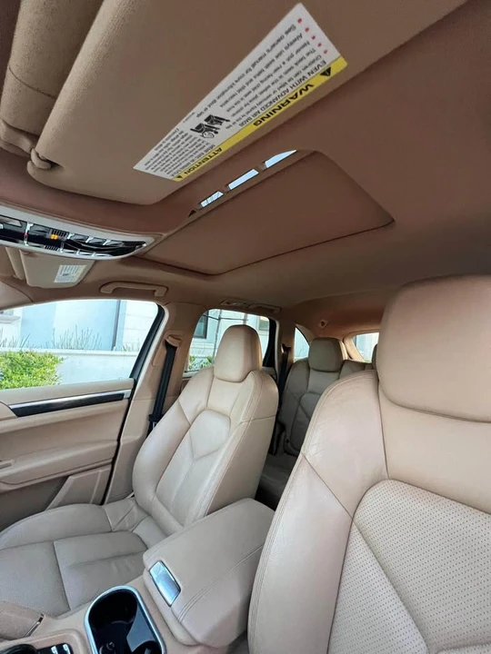 2011 Porsche 958 Cayenne - Image 6 of 10