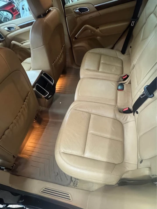 2011 Porsche 958 Cayenne - Image 8 of 8