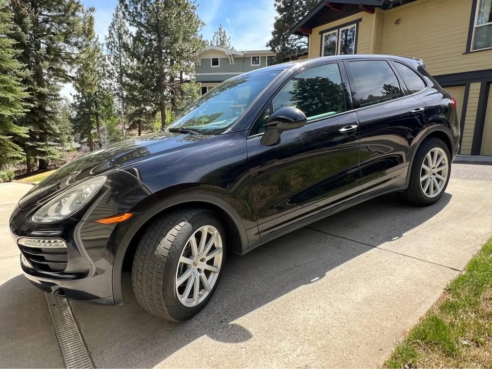 2011 Porsche 958 Cayenne - Image 2 of 20